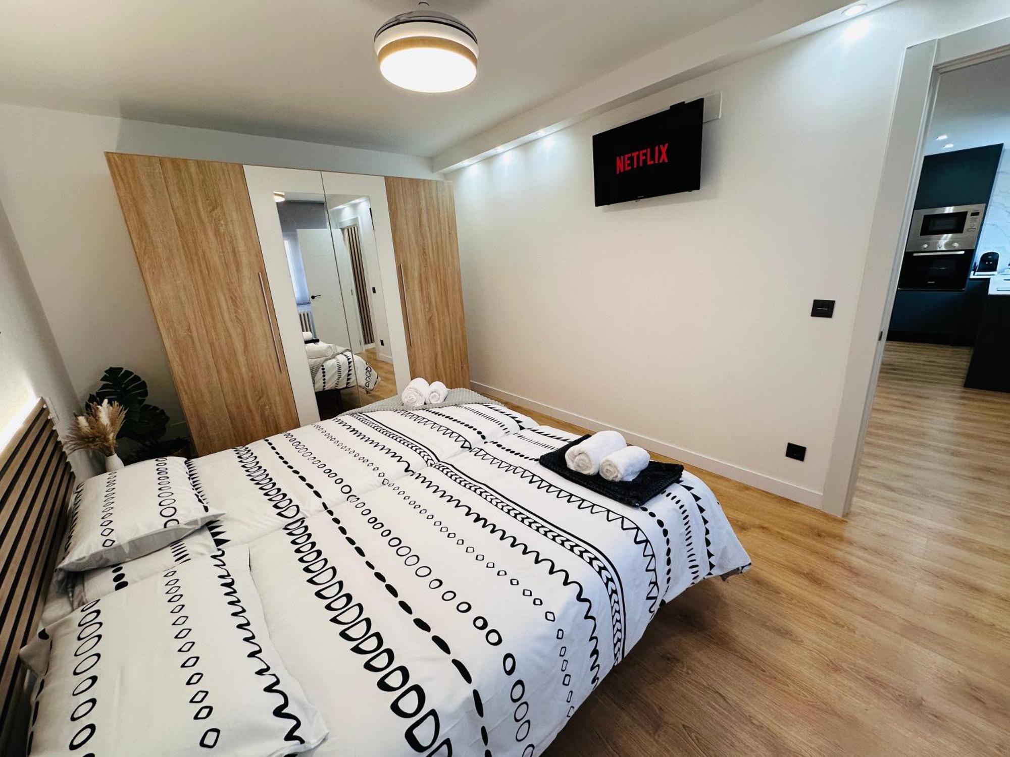 Apartament La Plaza Del Pilar Saragossa Zewnętrze zdjęcie